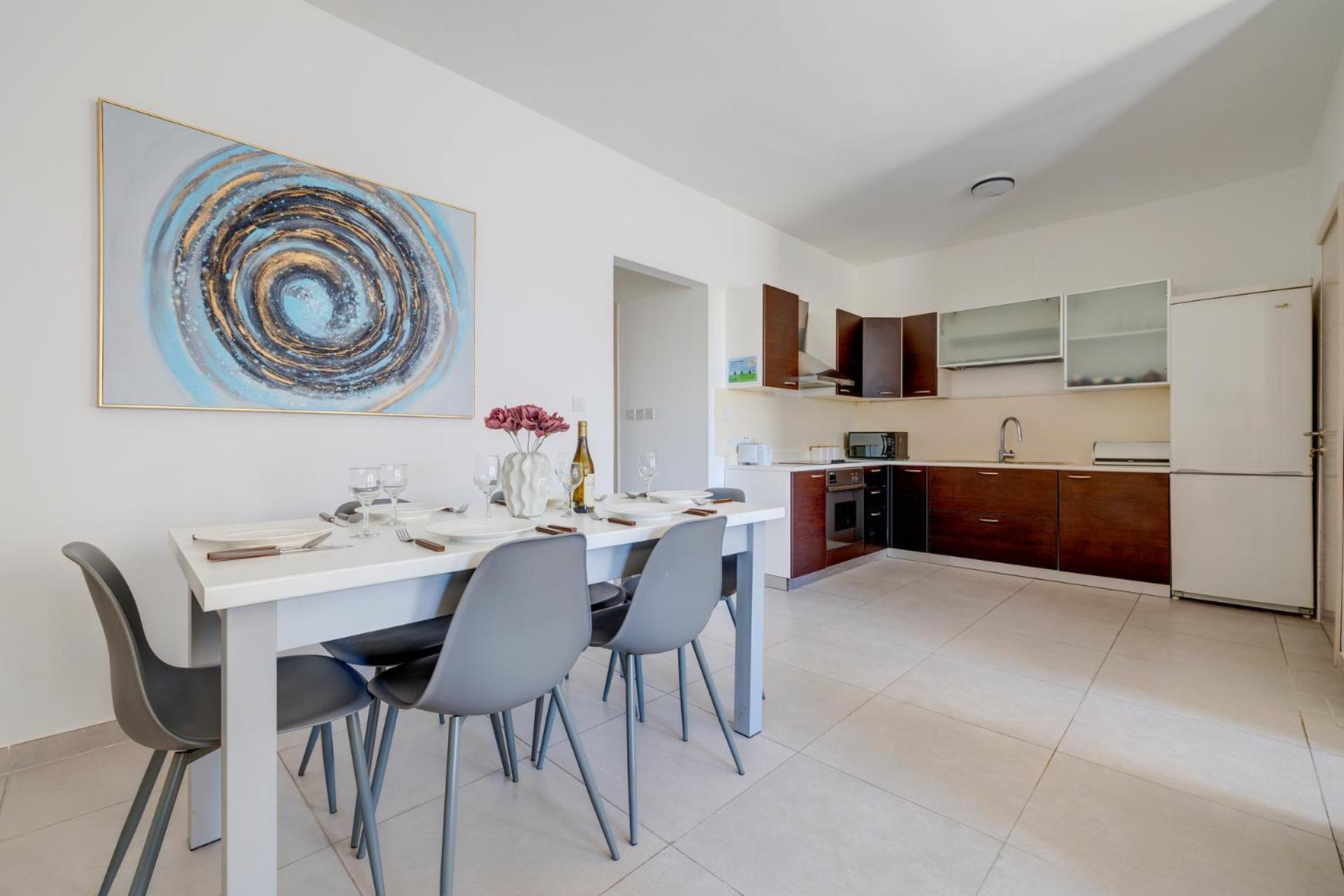 Appartement Trendy 2br Maisonette Near St. Julians Hot Spots San Ġiljan